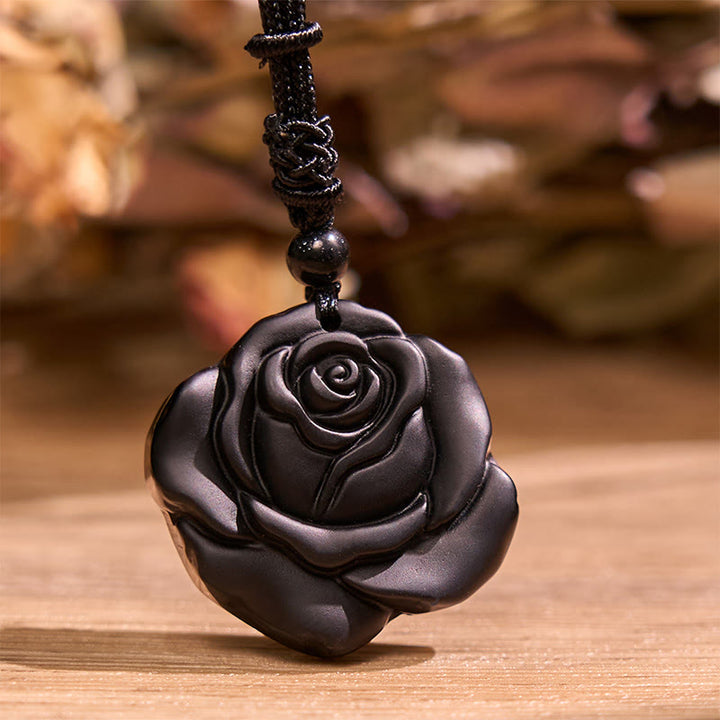 Collier avec pendentif de purification en obsidienne noire et Buddha Stones