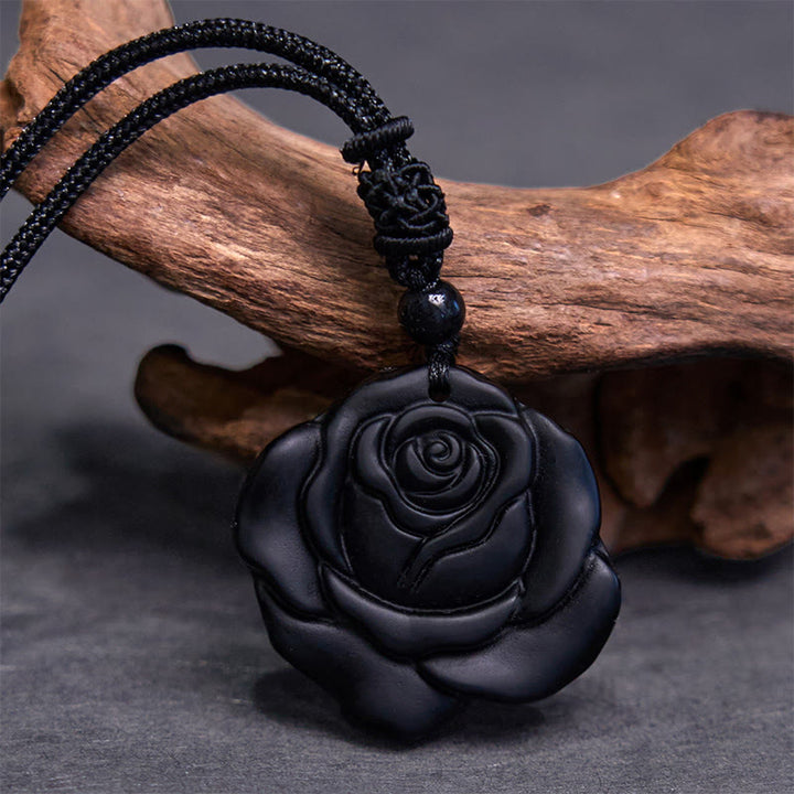 Collier avec pendentif de purification en obsidienne noire et Buddha Stones