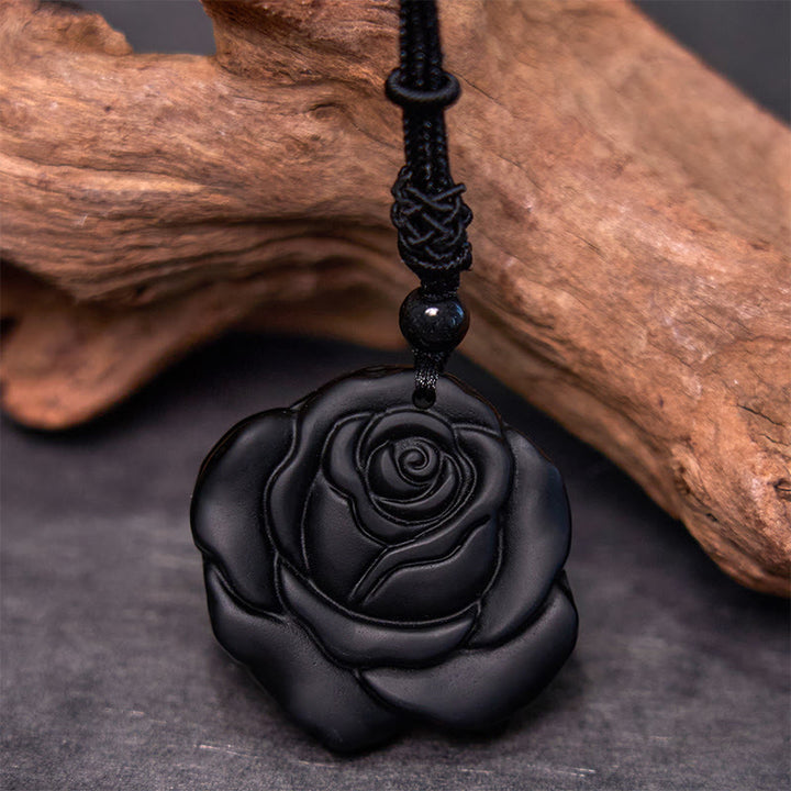 Collier avec pendentif de purification en obsidienne noire et Buddha Stones