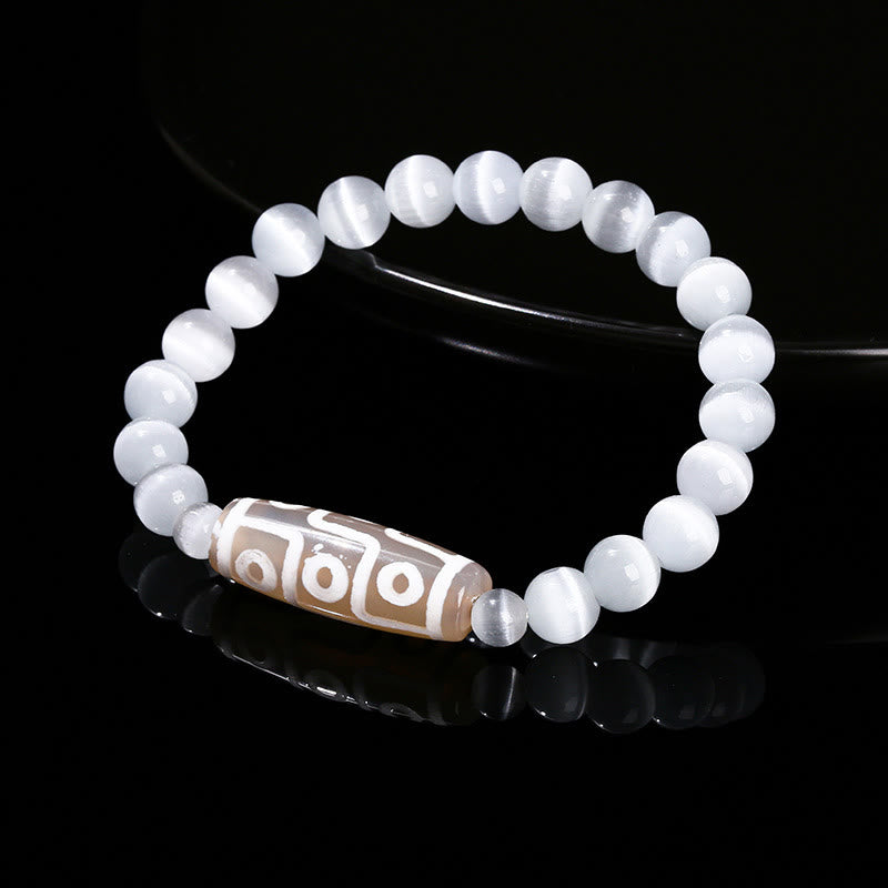 Bracelet de protection et de pouvoir en agate œil de chat blanche et bois de santal naturel avec Buddha Stones tibétaines à neuf yeux Dzi