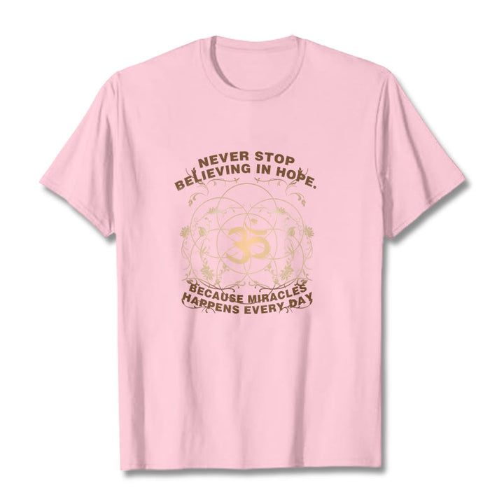 T-shirt en coton avec motif Buddha Stones Never Stop Believe In Hope Om Lotus