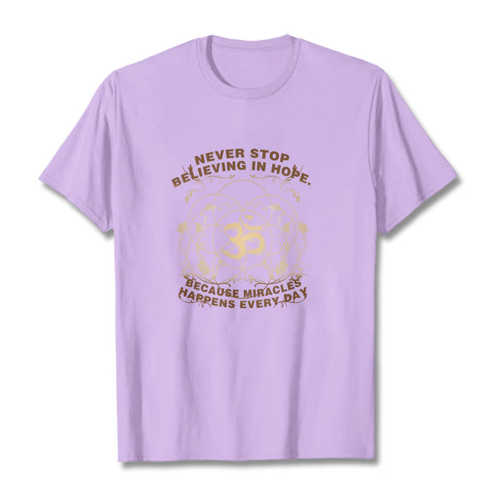 T-shirt en coton avec motif Buddha Stones Never Stop Believe In Hope Om Lotus