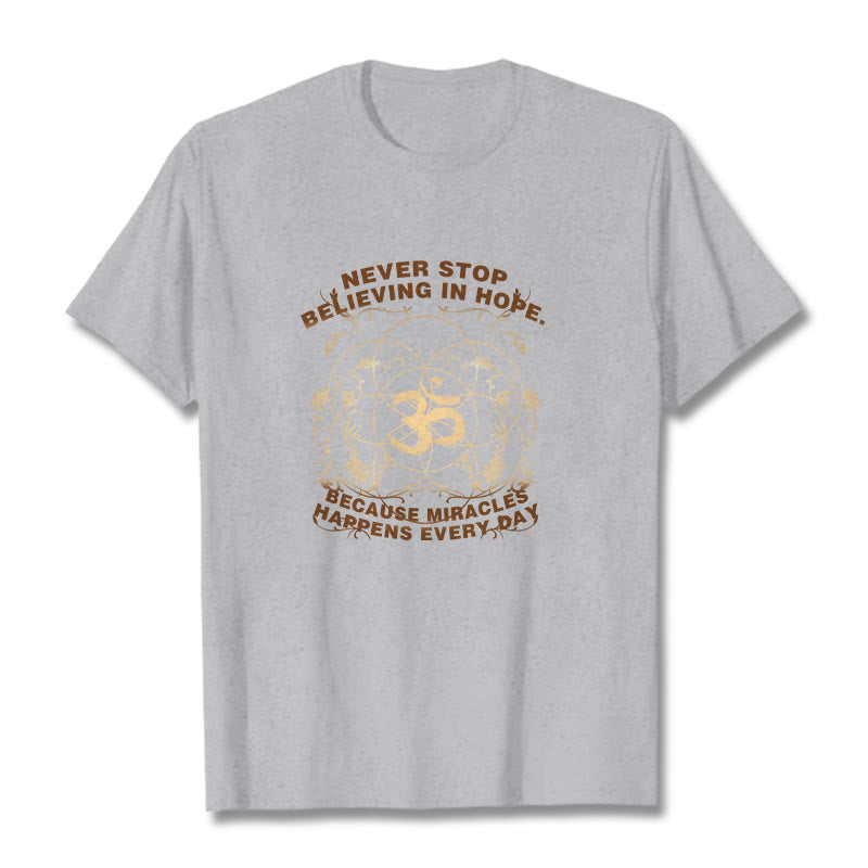 T-shirt en coton avec motif Buddha Stones Never Stop Believe In Hope Om Lotus
