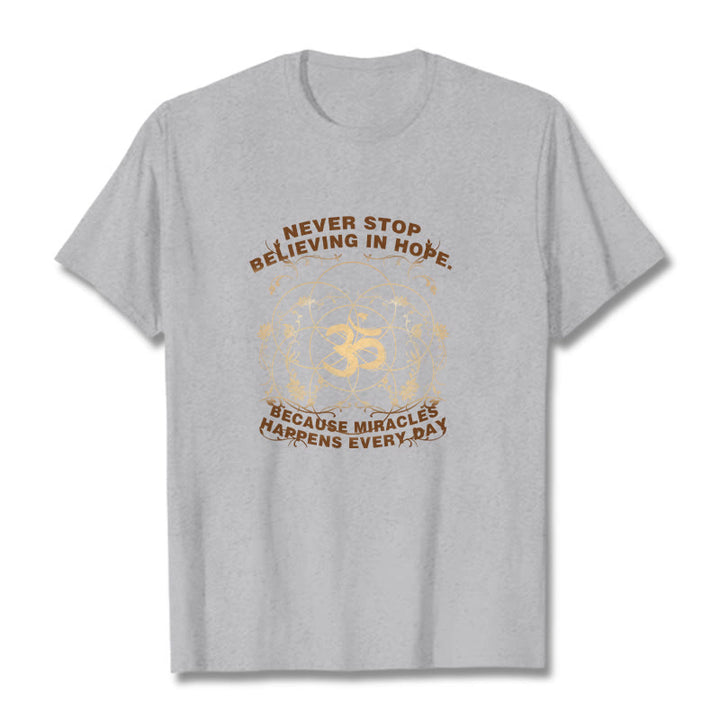 T-shirt en coton avec motif Buddha Stones Never Stop Believe In Hope Om Lotus