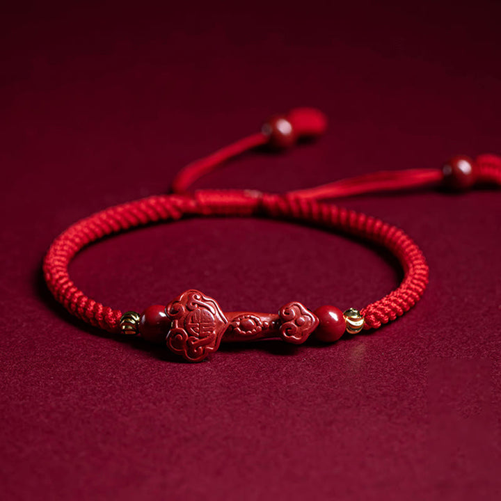 Bracelet tressé en corde rouge avec poignée en cinabre Ruyi et personnage Fu PiXiu fait à la main en Buddha Stones - image 2