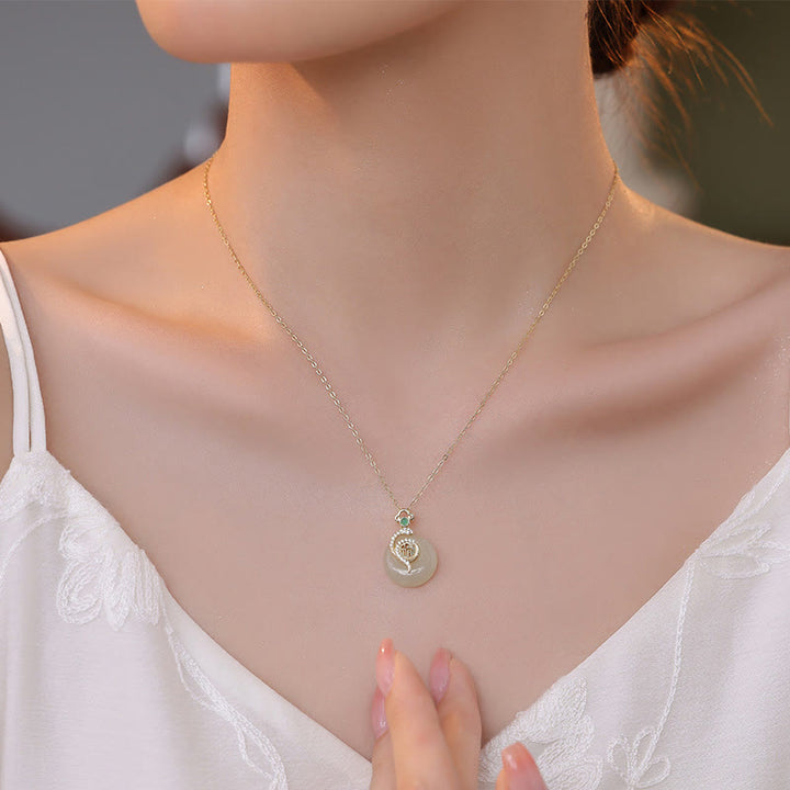 Buddha Stones Collier pendentif porte-bonheur en argent sterling 925 avec boucle de paix en jade Hetian et caractère Fu de l'année du serpent