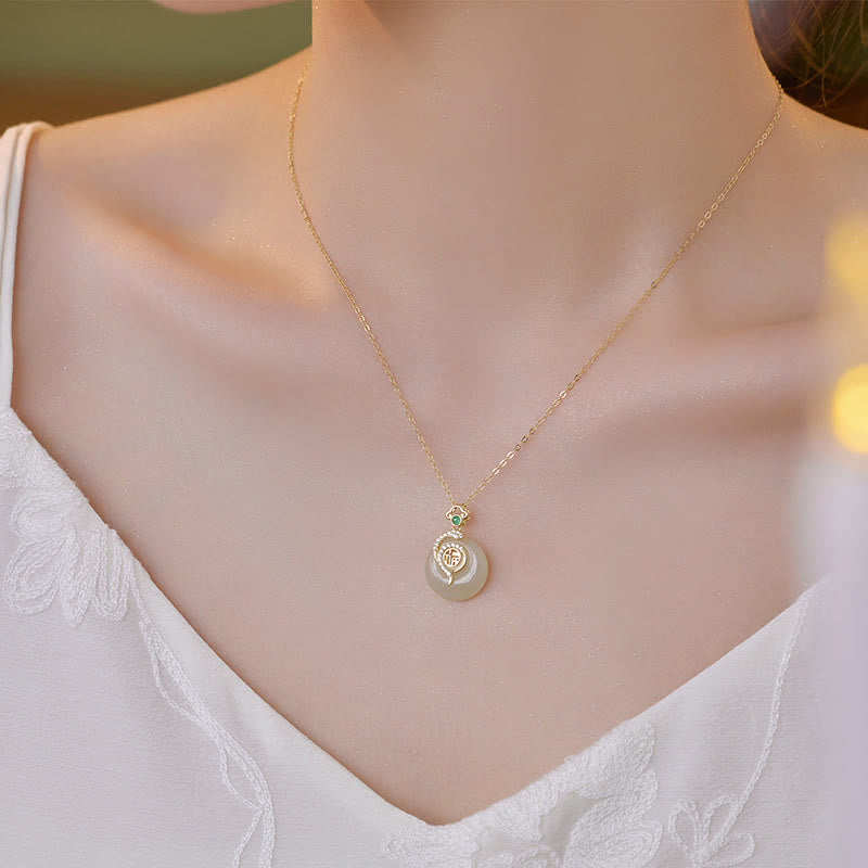Buddha Stones Collier pendentif porte-bonheur en argent sterling 925 avec boucle de paix en jade Hetian et caractère Fu de l'année du serpent