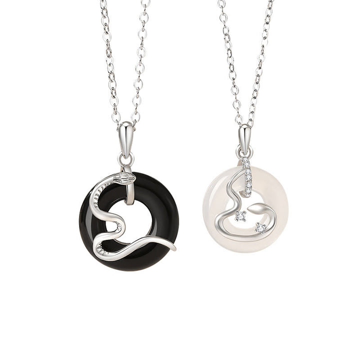 Buddha Stones pendentif porte-bonheur en argent sterling 925 avec onyx noir et calcédoine et boucle de paix Année du serpent