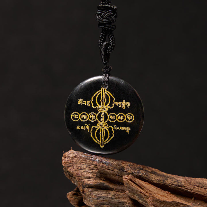 Collier pendentif en obsidienne noire avec Buddha Stones Vajra Dorje à motif sanskrit naturel et divers cristaux