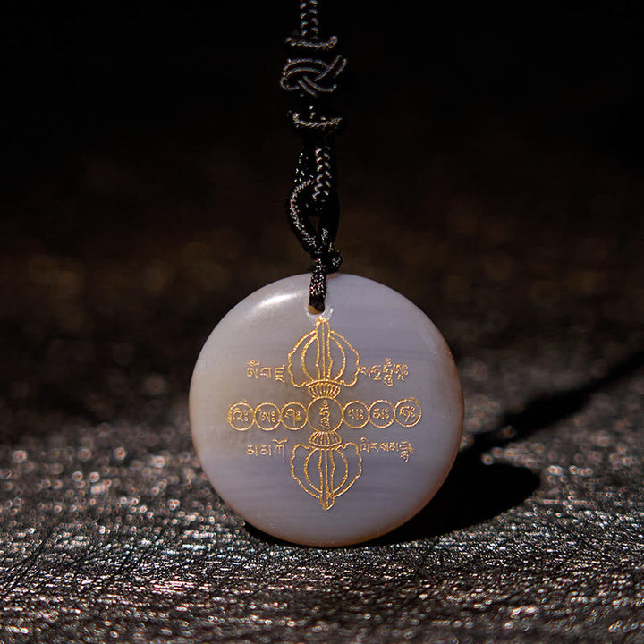 Collier pendentif en obsidienne noire avec Buddha Stones Vajra Dorje à motif sanskrit naturel et divers cristaux