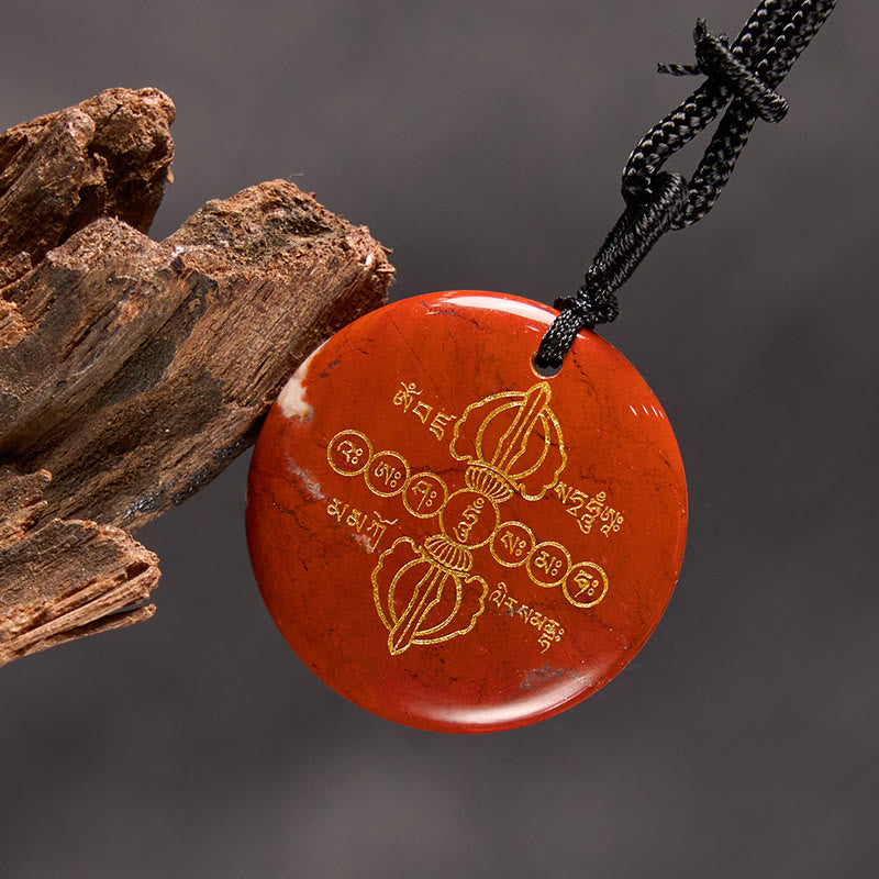 Collier pendentif en obsidienne noire avec Buddha Stones Vajra Dorje à motif sanskrit naturel et divers cristaux
