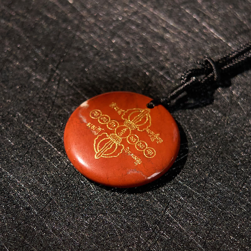 Collier pendentif en obsidienne noire avec Buddha Stones Vajra Dorje à motif sanskrit naturel et divers cristaux