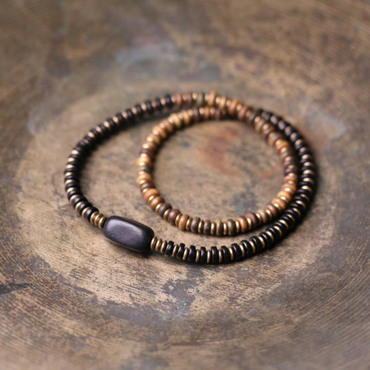 Bracelet double tour calme en cuivre et laiton Buddha Stones en bois d'ébène et bois de santal vert