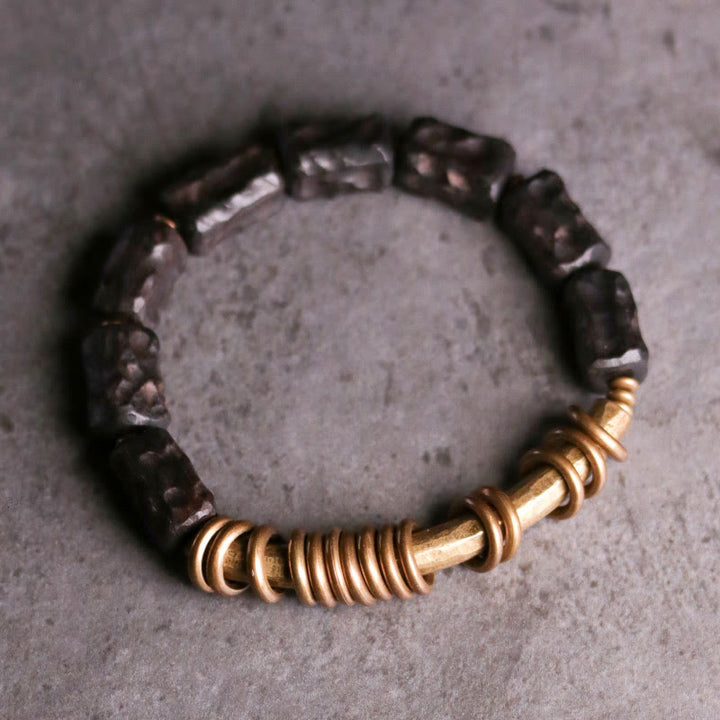 Bracelet de paix avec anneau circulaire en cuivre et laiton et Buddha Stones