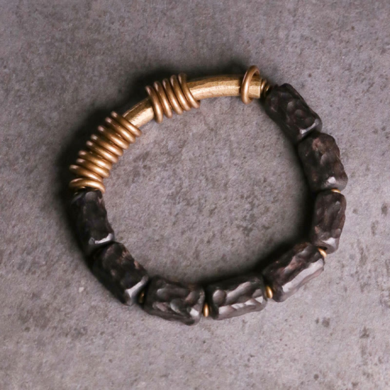 Bracelet de paix avec anneau circulaire en cuivre et laiton et Buddha Stones