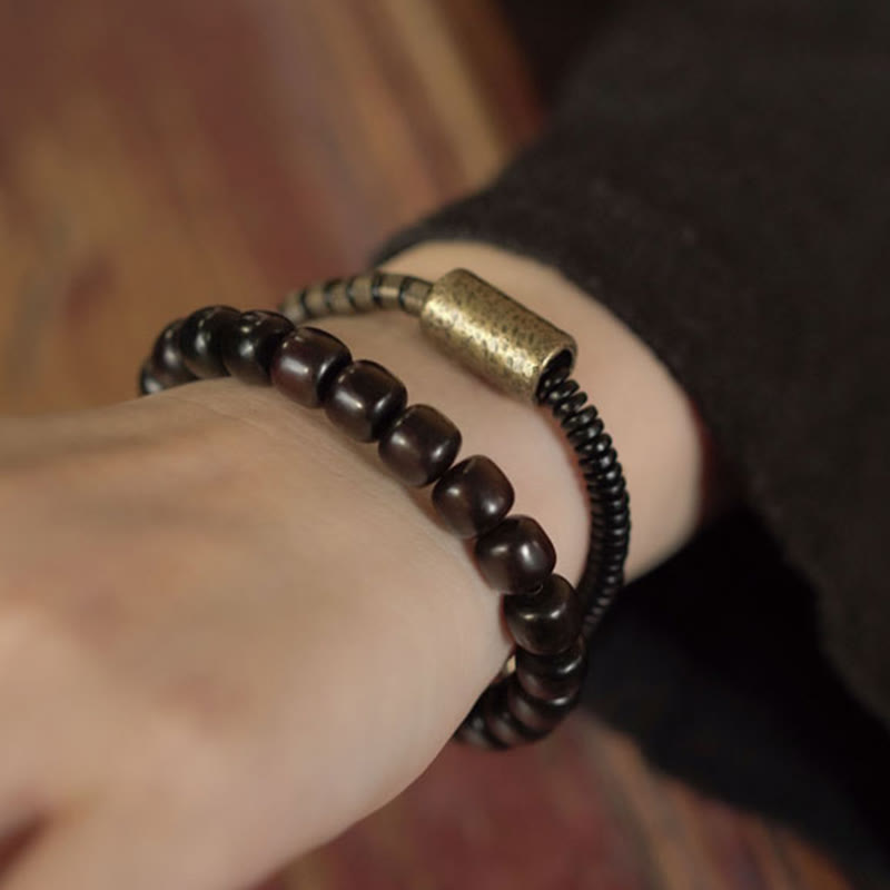 Bracelet d'équilibre à double tour en forme de cône avec perles vintage en bois d'ébène et cuivre et Buddha Stones