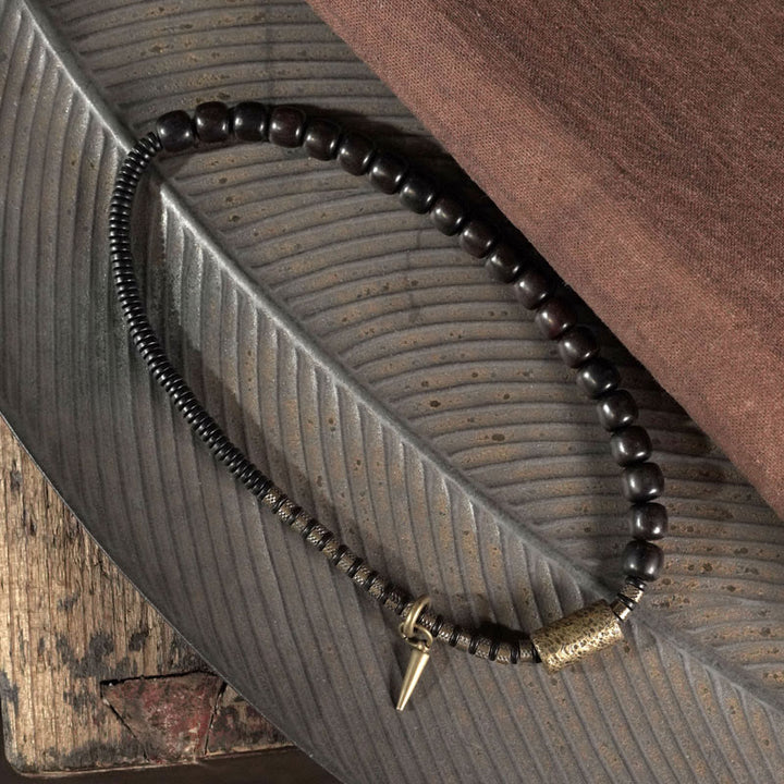 Bracelet d'équilibre à double tour en forme de cône avec perles vintage en bois d'ébène et cuivre et Buddha Stones