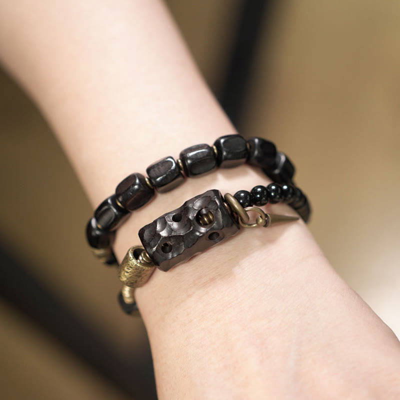 Bracelet double tour en cuivre et laiton avec Buddha Stones en bois d'ébène et obsidienne noire