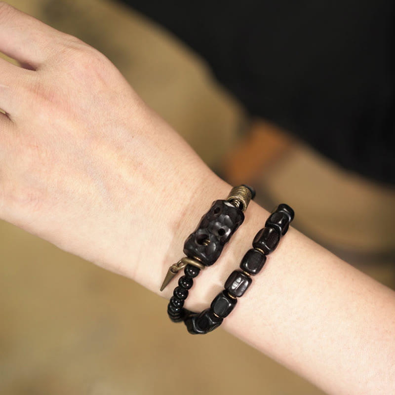 Bracelet double tour en cuivre et laiton avec Buddha Stones en bois d'ébène et obsidienne noire