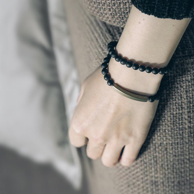 Bracelet de protection à double tour en cuivre et laiton avec surface coupée givrée et Buddha Stones