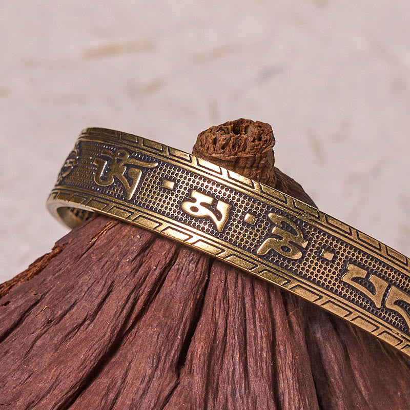 Bracelet de sagesse porte-bonheur en cuivre et Buddha Stones six mots véritables « om mani padme hum » et Sutra du cœur