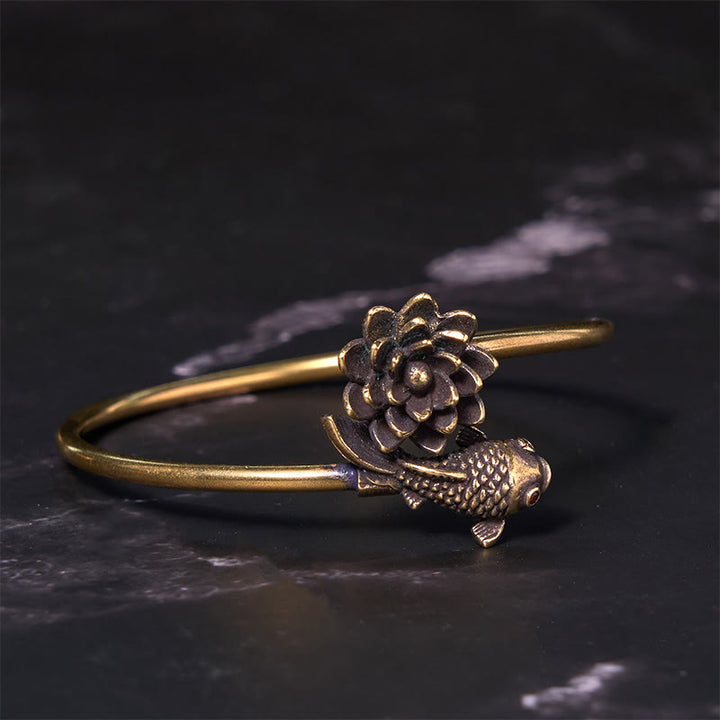 Bracelet porte-bonheur en cuivre et laiton avec Buddha Stones, fleur de lotus, poisson koï