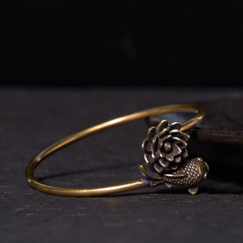 Bracelet porte-bonheur en cuivre et laiton avec Buddha Stones, fleur de lotus, poisson koï