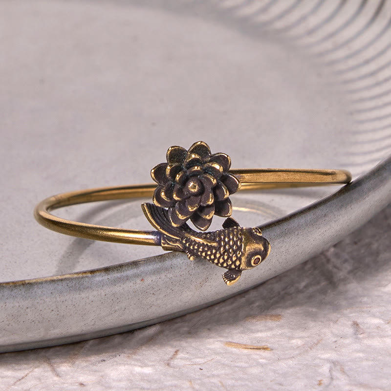 Bracelet porte-bonheur en cuivre et laiton avec Buddha Stones, fleur de lotus, poisson koï