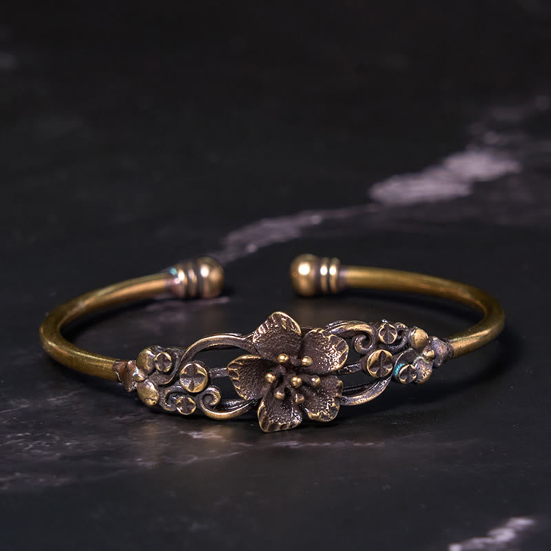 Bracelet manchette de guérison porte-bonheur en cuivre et laiton avec Buddha Stones et fleurs et feuilles