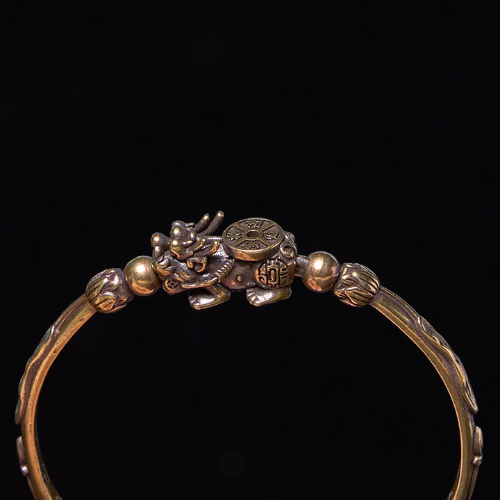 Buddha Stones Pi Xiu portant une pièce de monnaie en lingot de cuivre et de laiton, bracelet porte-bonheur et richesse