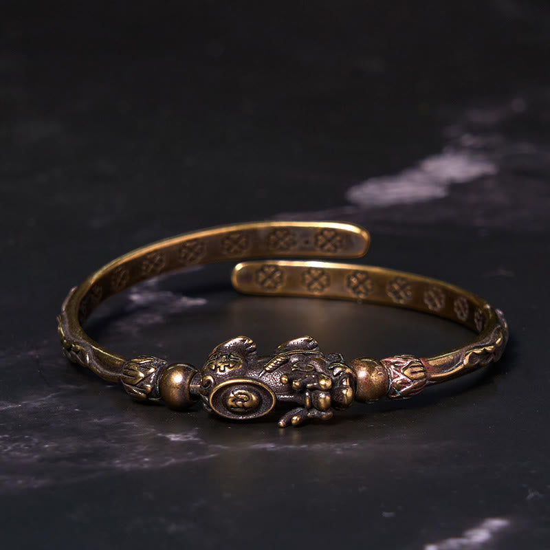 Buddha Stones Pi Xiu portant une pièce de monnaie en lingot de cuivre et de laiton, bracelet porte-bonheur et richesse