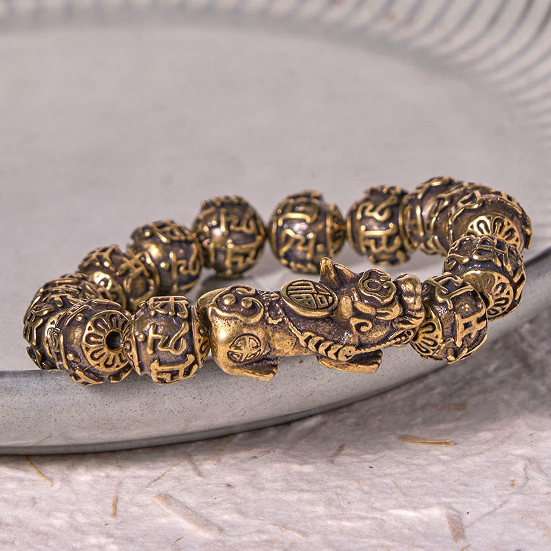 Buddha Stones Pi Xiu portant le caractère Fu Six mots vrais « om Mani Padme Hum » Perles de cuivre Bracelet de richesse