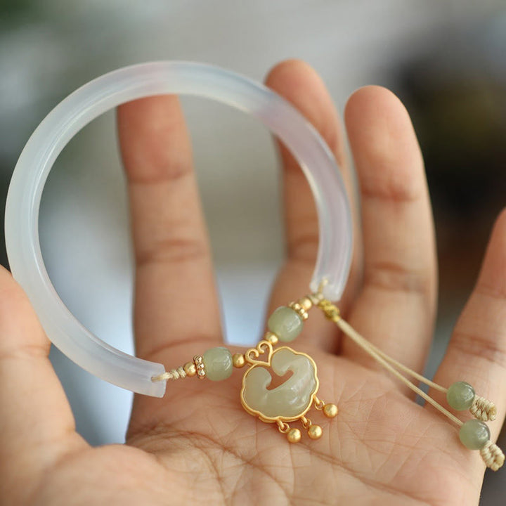 Bracelet manchette en argent sterling 925 Buddha Stones, calcédoine, jade Hetian, nuage de bon augure, serrure Ruyi, harmonie, demi-bracelet