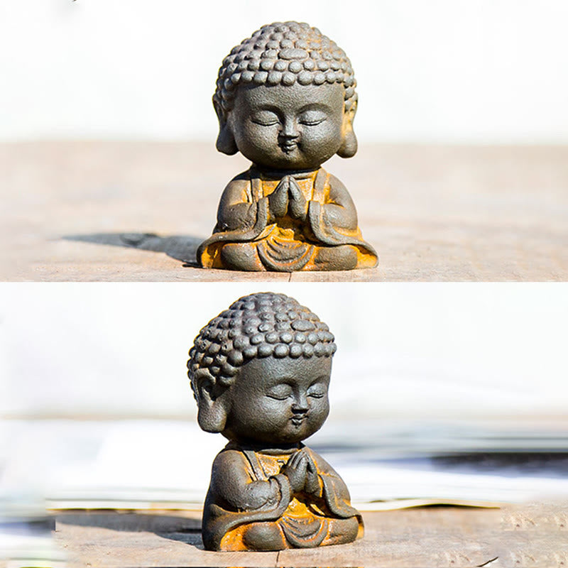 Buddha Stones Petit Bouddha Méditant Poudre de Fer Rouille Statue en Résine Moulée Décoration de la Maison