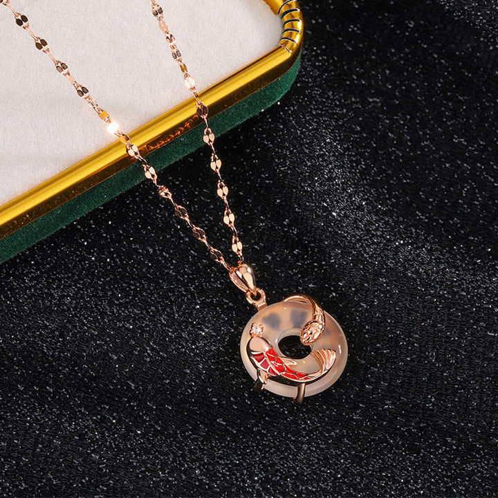 Collier pendentif positif en argent sterling 999 avec boucle de paix en calcédoine et pierres de Buddha Stones Koi Fish Année du serpent