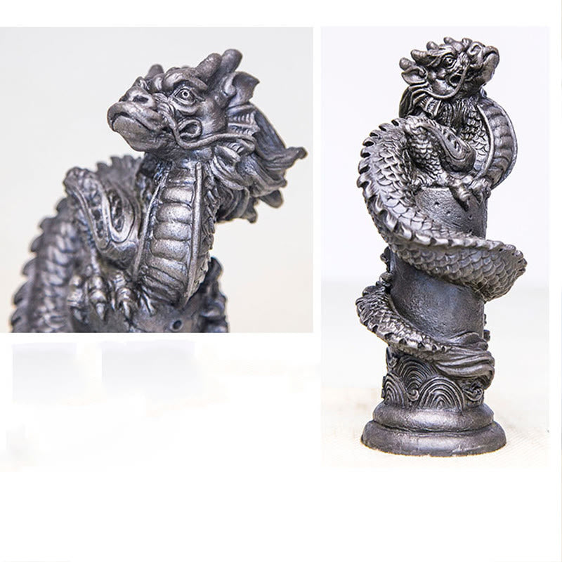 Statue de Buddha Stones faite à la main en forme de dragon volant autour du pilier en poudre de fer et de rouille en résine moulée pour décoration de la maison