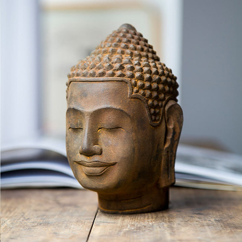 Buddha Stones Yeux fermés Contemplation Tête de Bouddha en méditation Poudre de fer Rouille Statue en résine coulée Décoration de la maison