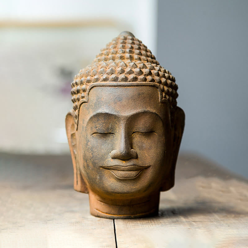 Buddha Stones Yeux fermés Contemplation Tête de Bouddha en méditation Poudre de fer Rouille Statue en résine coulée Décoration de la maison