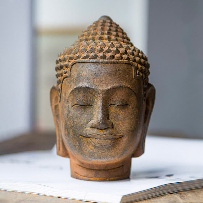 Buddha Stones Yeux fermés Contemplation Tête de Bouddha en méditation Poudre de fer Rouille Statue en résine coulée Décoration de la maison