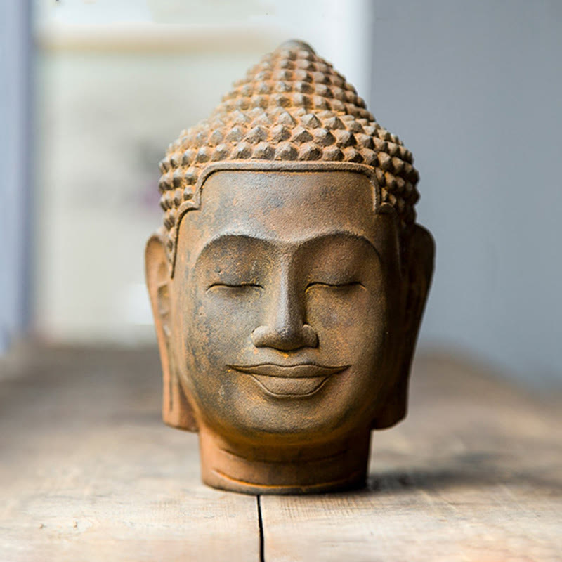 Buddha Stones Yeux fermés Contemplation Tête de Bouddha en méditation Poudre de fer Rouille Statue en résine coulée Décoration de la maison