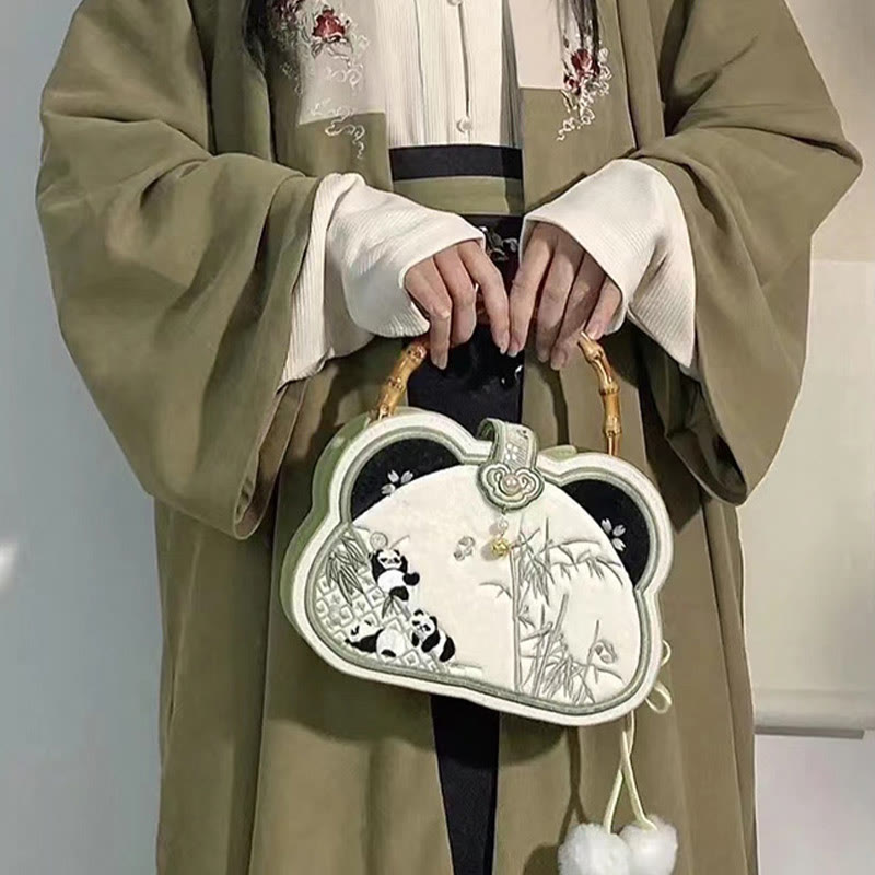 Sac à main en bandoulière avec pompon et nœud chinois en perles et broderie en bambou et Buddha Stones