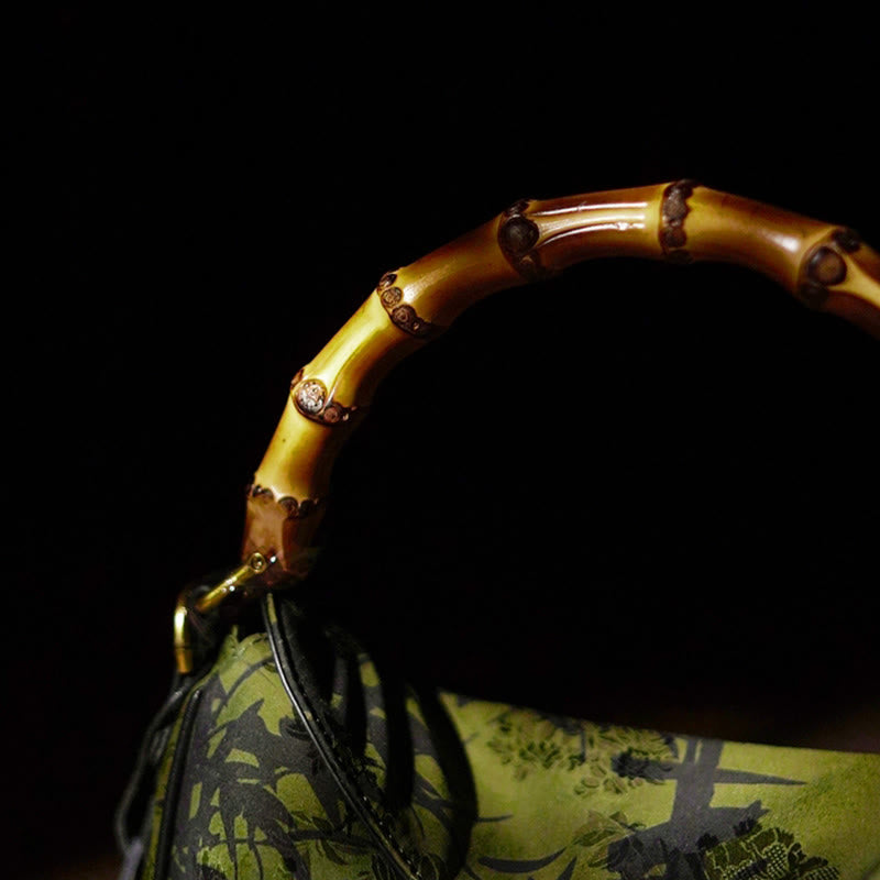 Sac à bandoulière en soie Xiangyunsha avec poignée en bambou luxuriant et Buddha Stones