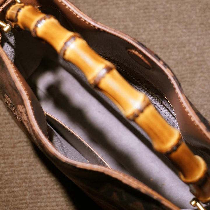 Sac à bandoulière en soie Xiangyunsha avec poignée en bambou luxuriant et Buddha Stones