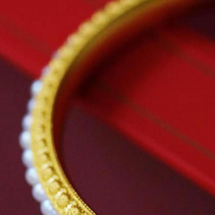 Bracelet manchette de guérison en perles de cuivre et Buddha Stones