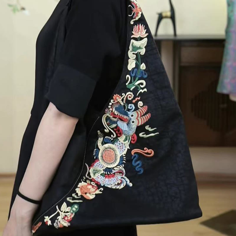 Sac à bandoulière en soie Xiangyunsha avec broderie Buddha Stones