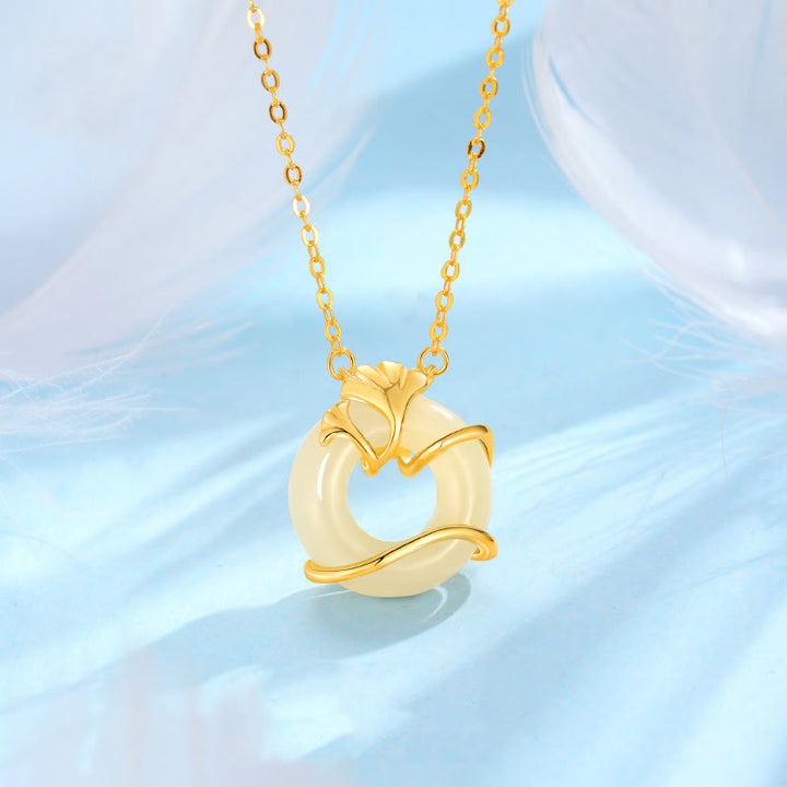 Collier pendentif feuille de ginkgo en argent sterling 925 avec boucle de paix et Buddha Stones en jade Hetian - Jade Hetian en argent sterling 925 doré - image 0