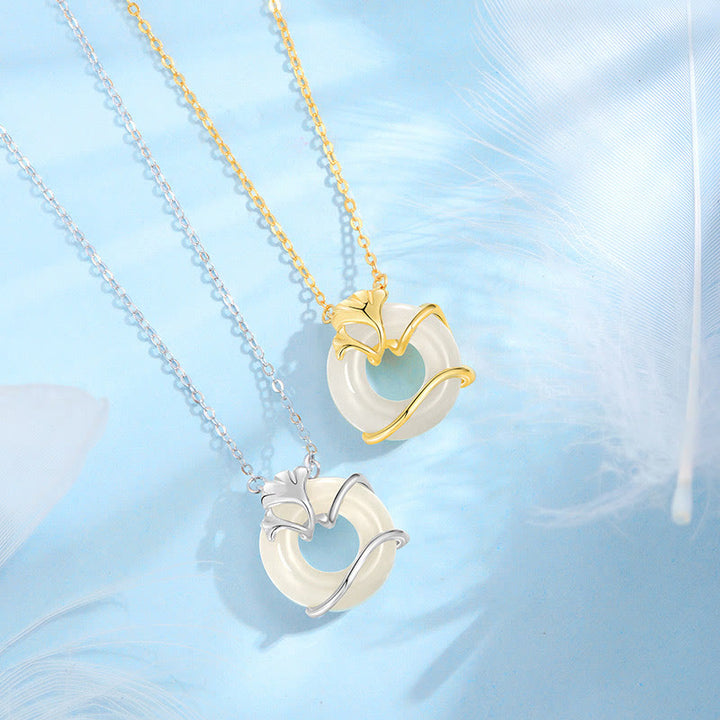Collier pendentif feuille de ginkgo en argent sterling 925 avec boucle de paix et Buddha Stones en jade Hetian