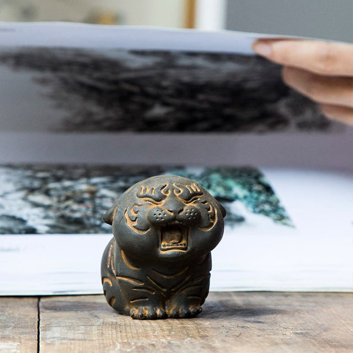 Statue de Buddha Stones en résine moulée en poudre de fer et rouille en forme de tigre mignon, décoration de la maison - image 12