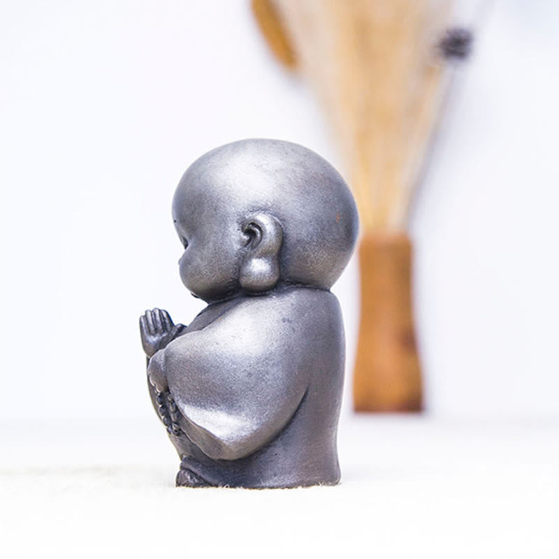 Statue de Buddha Stones en pierre faite à la main en résine moulée en poudre de fer et rouille, petit moine, décoration de la maison