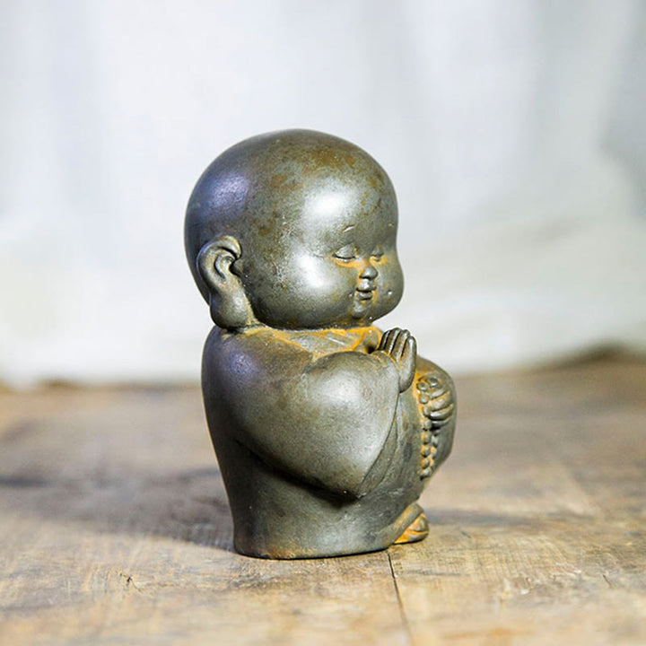 Statue de Buddha Stones en pierre faite à la main en résine moulée en poudre de fer et rouille, petit moine, décoration de la maison